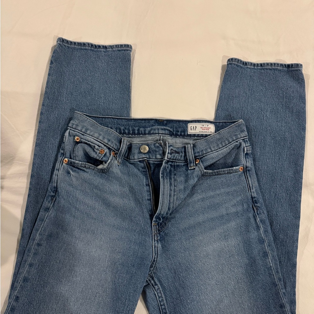 GAP High Rise '90s Straight Jeans